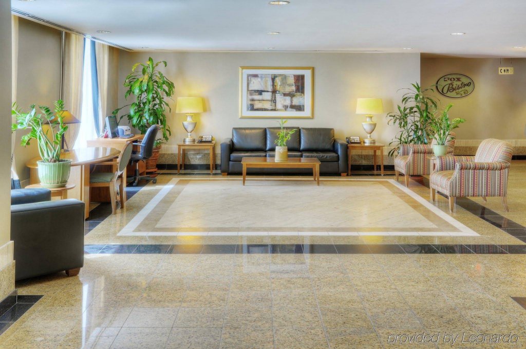 Radisson Suite Toronto Airport, Toronto, thumbnail 7