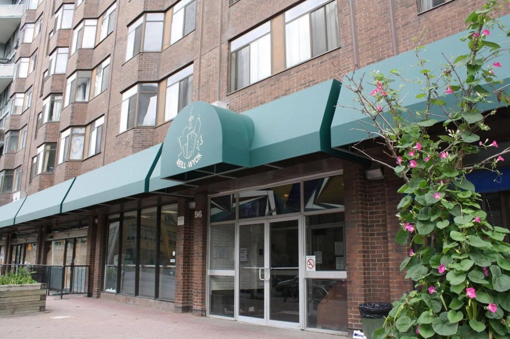 Neill-Wycik Backpackers Hotel, Toronto, photo 1