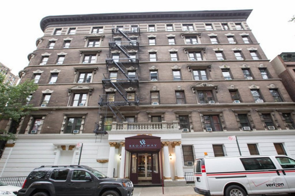 The Broadway, New York, thumbnail 6