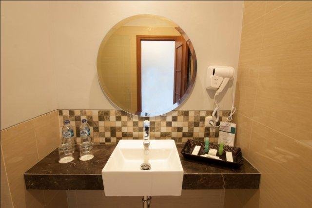 Lorin New Kuta Hotel, Bali, thumbnail 8