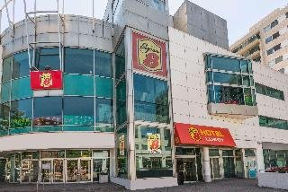 Super 8 by Wyndham Downtown Toronto, Toronto, photo 4