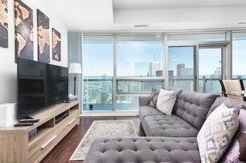 The Ice Condos South Tower by TopLine Suites, Toronto, thumbnail 1