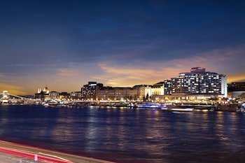 Top Hotel Deals