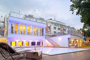 Top Hotel Deals