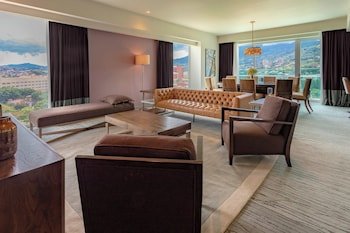 Sheraton San Jose, Santa Ana, thumbnail 1