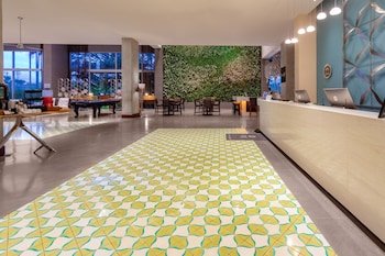 Sheraton San Jose, Santa Ana, thumbnail 2